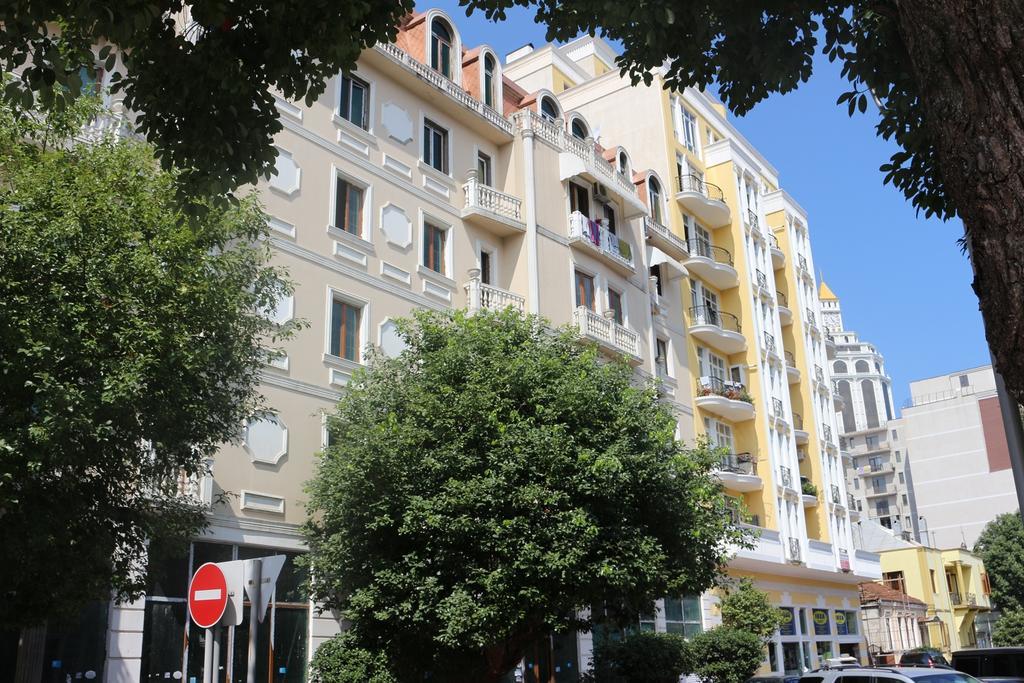 Apartment Vaja Fshavela N16 Batumi Eksteriør bilde
